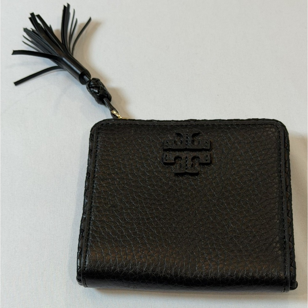 Tory Burch Black Pebbled Leather Thea Bifold Wallet Tassel Zip Logo NWOT